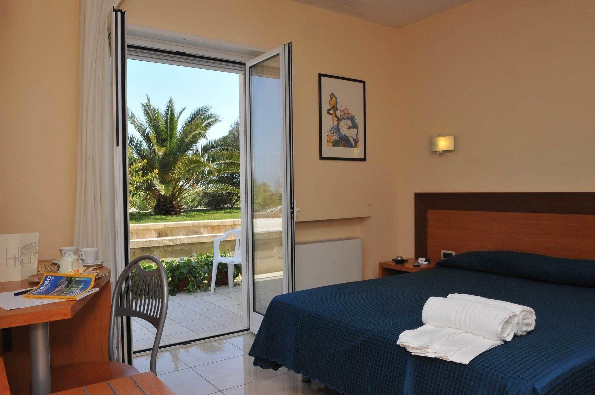 Hotel Club Koine Otranto Zewnętrze zdjęcie