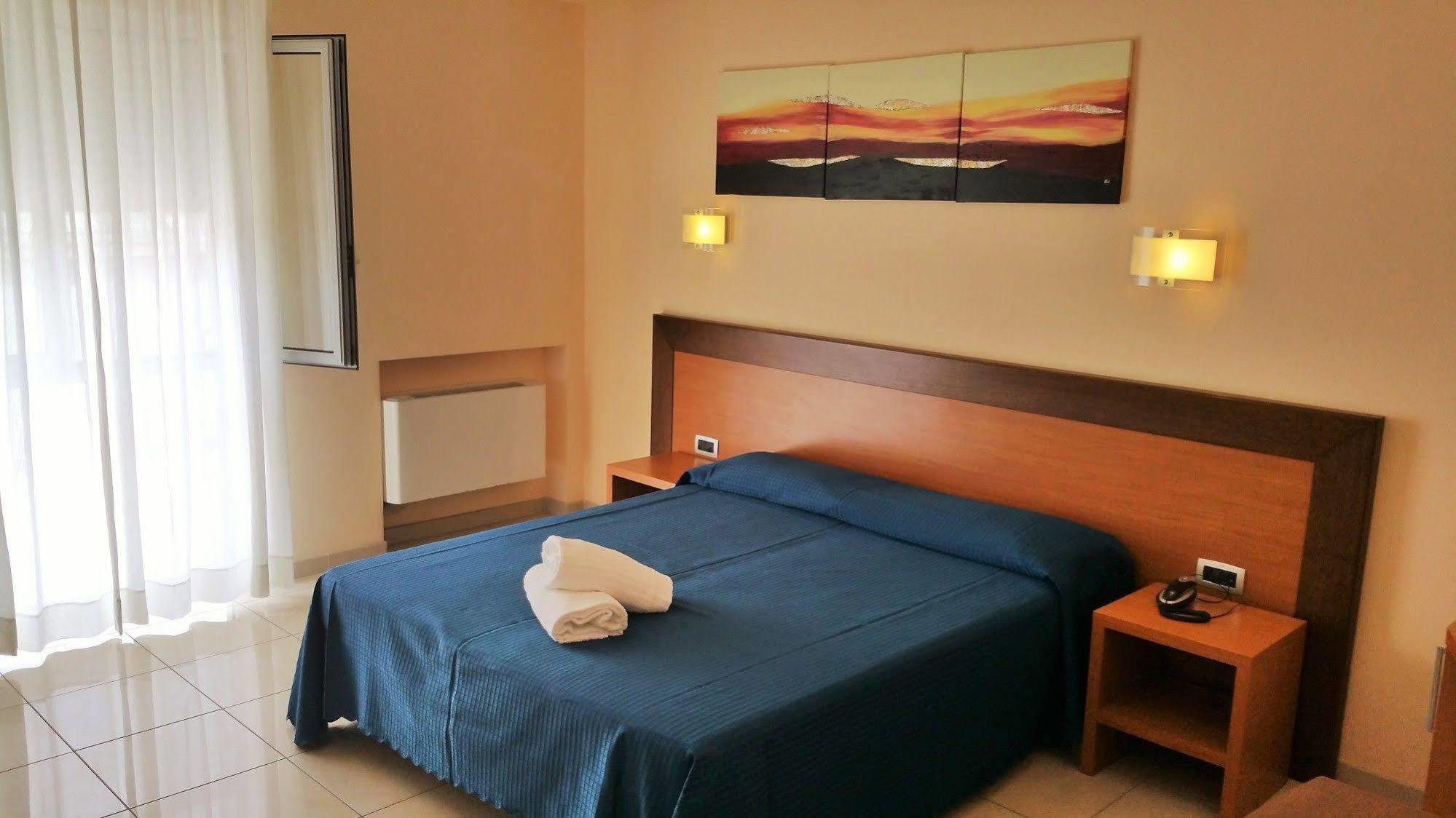 Hotel Club Koine Otranto Zewnętrze zdjęcie